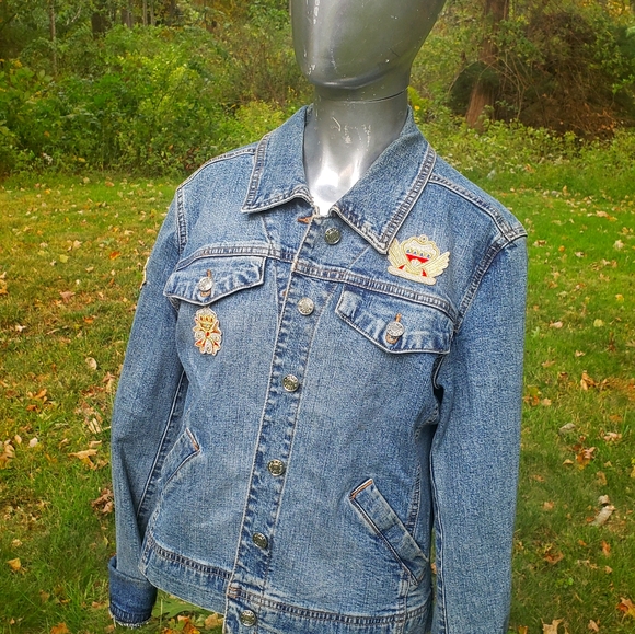 Vintage petite 90s denim jacket with patches - Picture 1 of 6